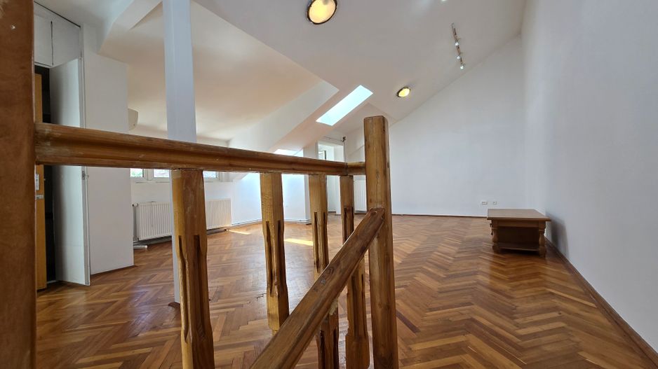Casă consolidată la preț de apartament - Poză 21