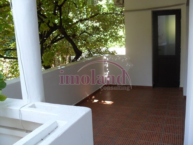 VILA DE INCHIRIAT DOROBANTI CAPITALE - Poză 11