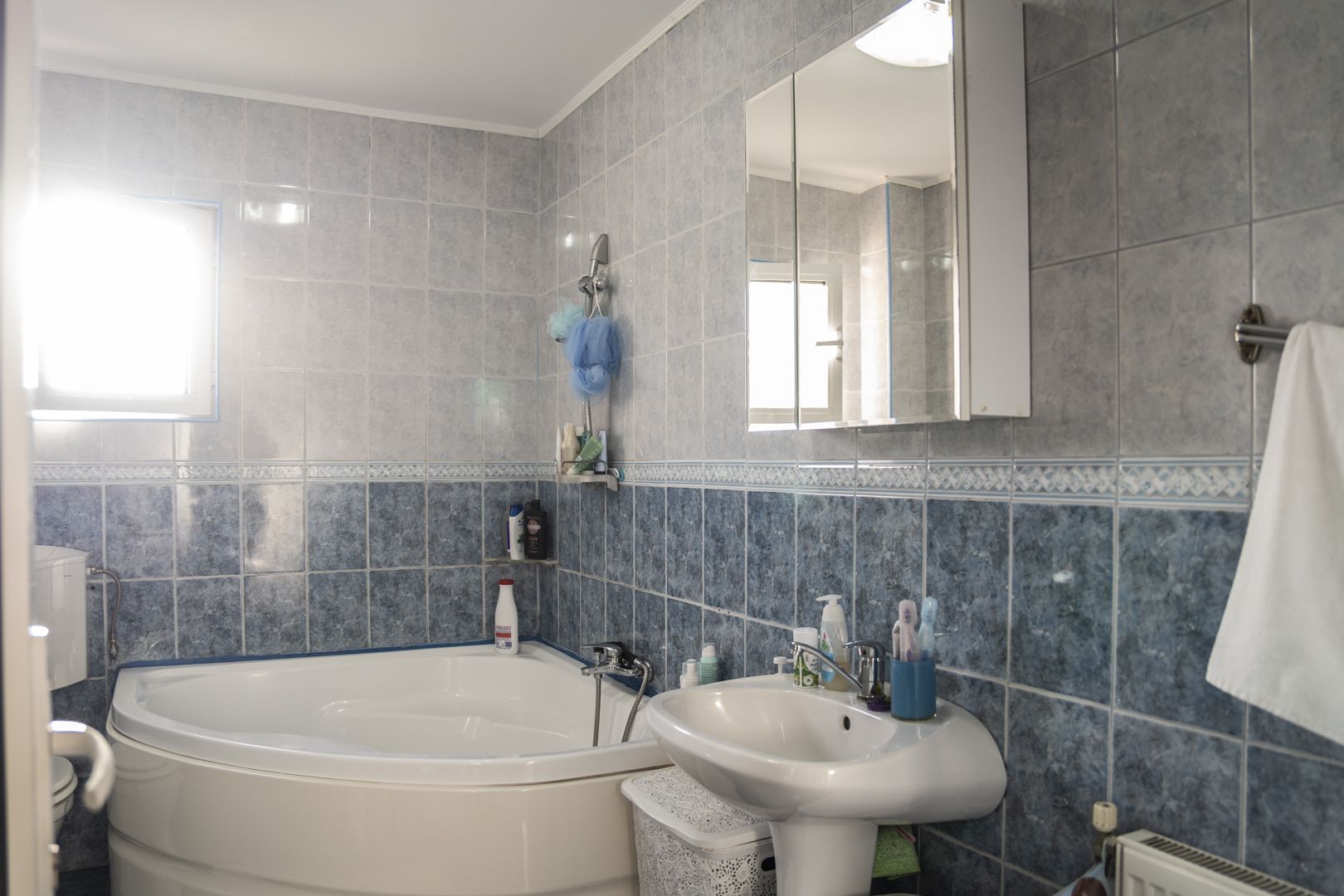 Brancoveanu, S+P+1Et+M(locuibila), 5 camere, garaj, statii metrou, stb - Poză 12