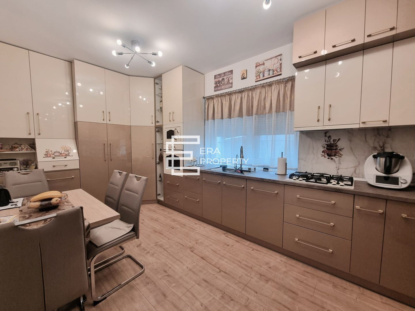 Duplex nou 2025, mobilat complet, terasă, 3 băi, Șelimbăr zona Brana - Poză 4