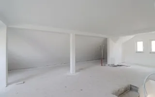 Casa individuala cu teren de 440 mp, situata in Dezmir! - Poză 21