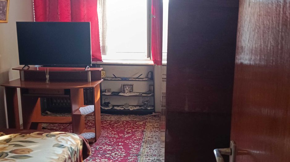 Apartament 2 camere de vanzare - Poză 3