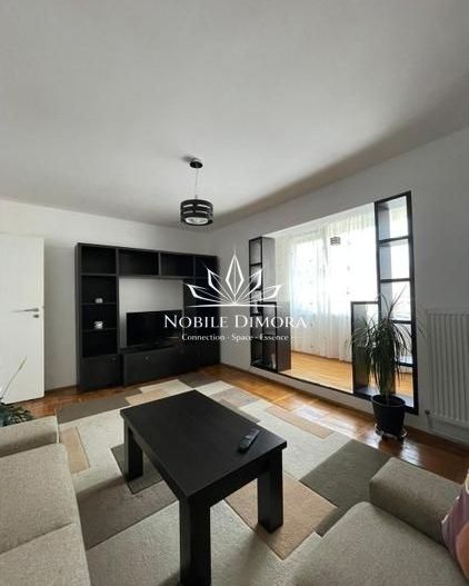 Apartament spatios cu 3 camere - langa Facultatea de medicina - Poză 1