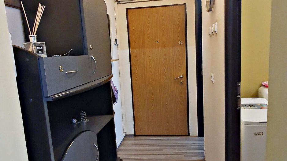 Calea Bucuresti, apartament 2 camere,semimobilat,loc parcare,etaj1 - Poză 9