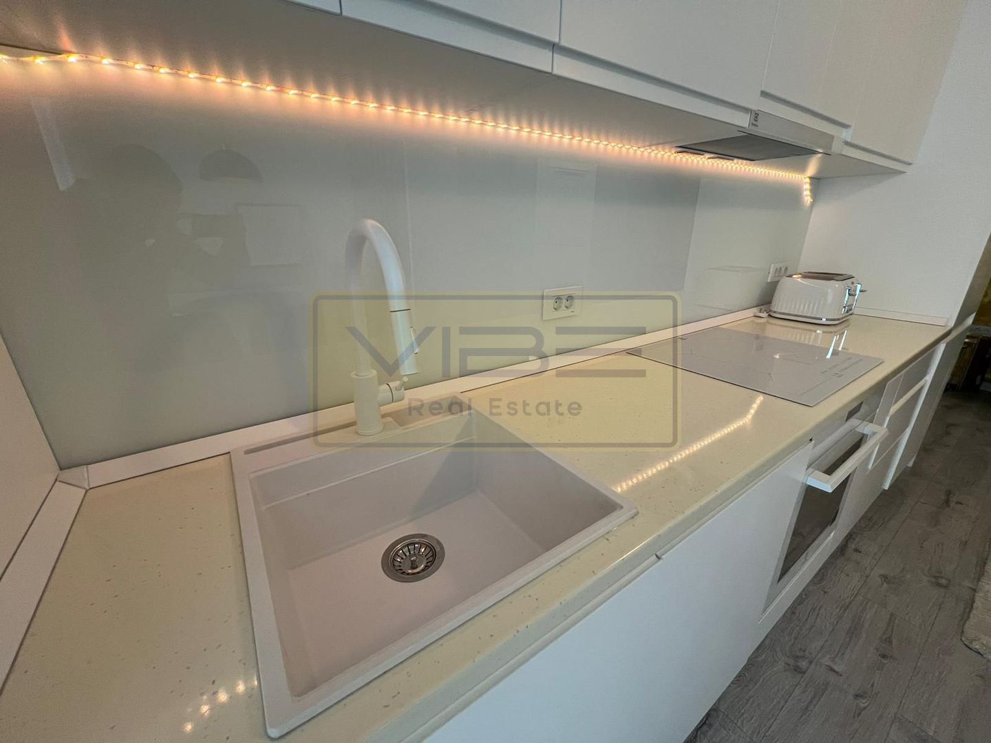 Apartament 2 camere premium Poitiers Towers - Continental - Poză 12