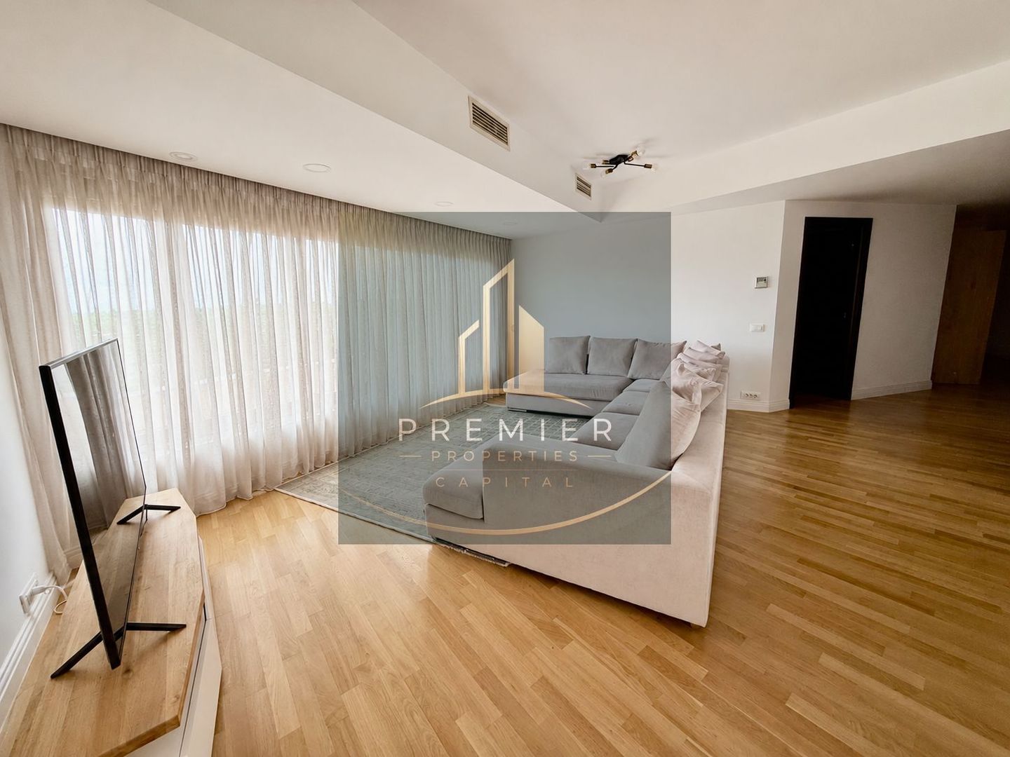 Apartament premium cu 4 camere și vedere către Parcul Herăstrău - Poză 2