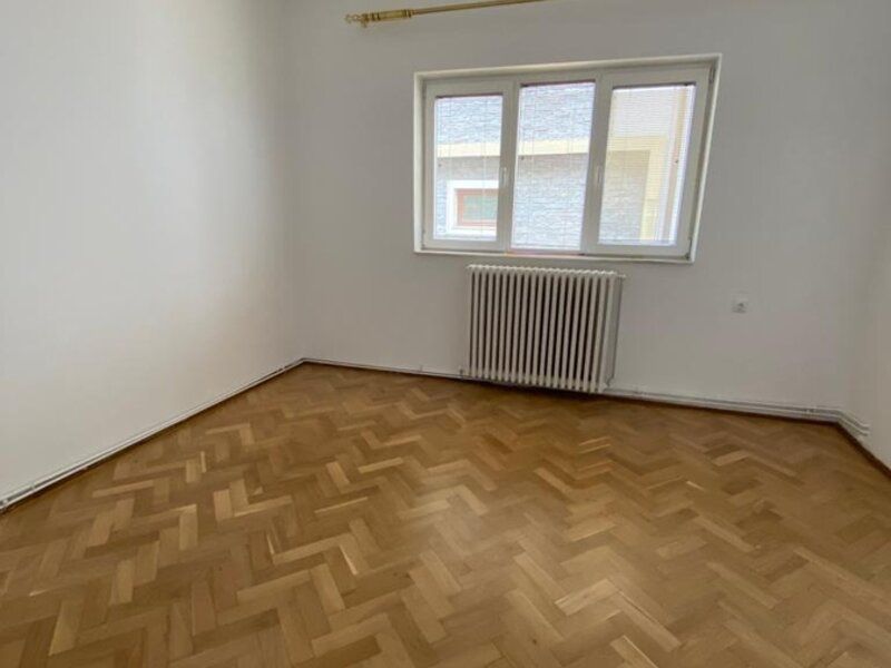 Cotroceni apartament 5 camere in vila - Poză 6