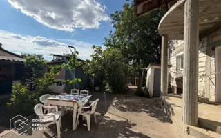 Casa cu doua corpuri de cladire in Gradiste - Poză 13