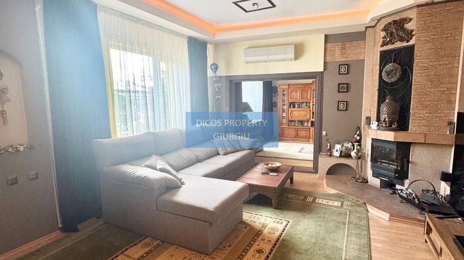 Casă de vânzare pe strada Tudor Vladimirescu - Poză 2