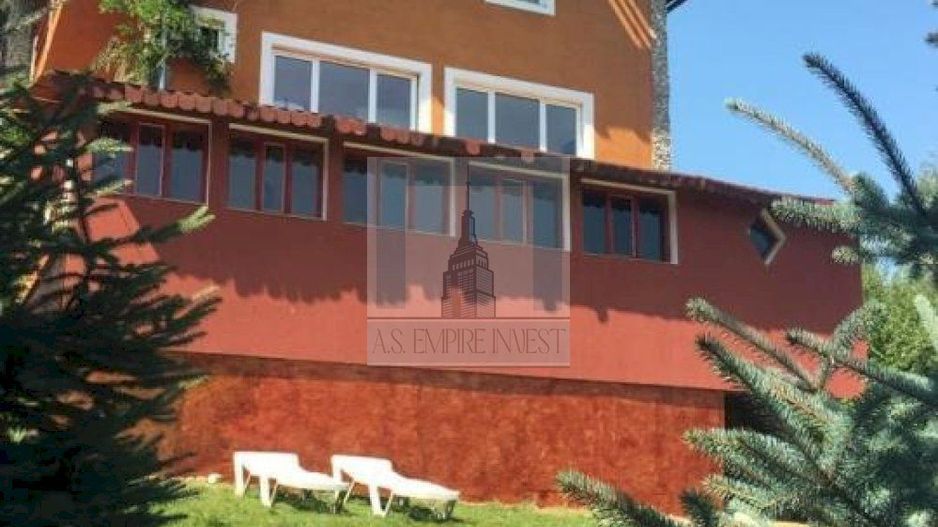 Pensiune 17 camere - zona Bran - Poză 4