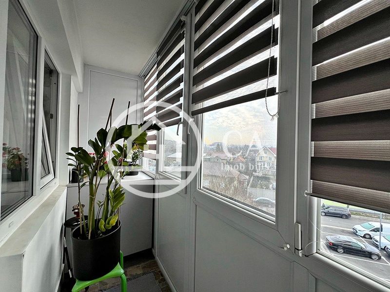 Apartament de vânzare cu 4 camere în zona Calea Aradului, Oradea - Poză 16