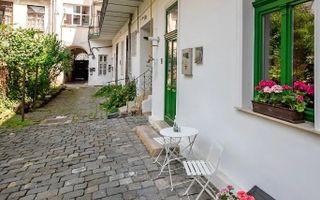 Doua apartamente de 49 mp si 46 mp, finisate, cladire istorica, str R Ferdinand - Poză 24