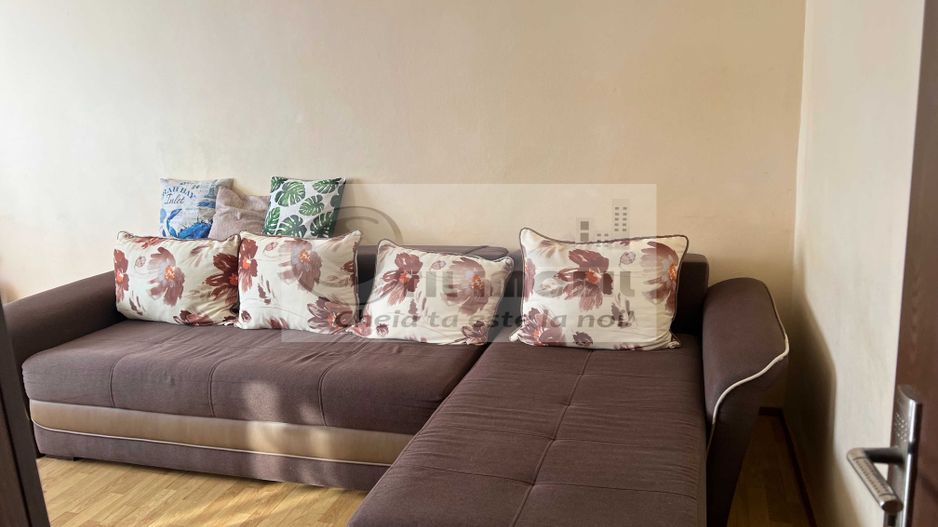 Inchiriez apartament 2 camere Nicolina 1 - Poză 2