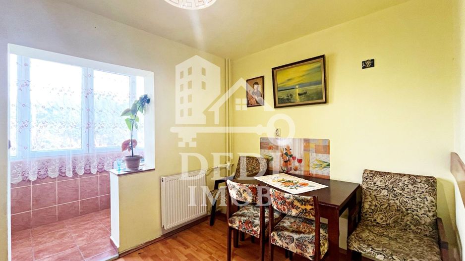 Apartament cu 3 camere de inchiriat, zona Rogerius, Oradea - Poză 7