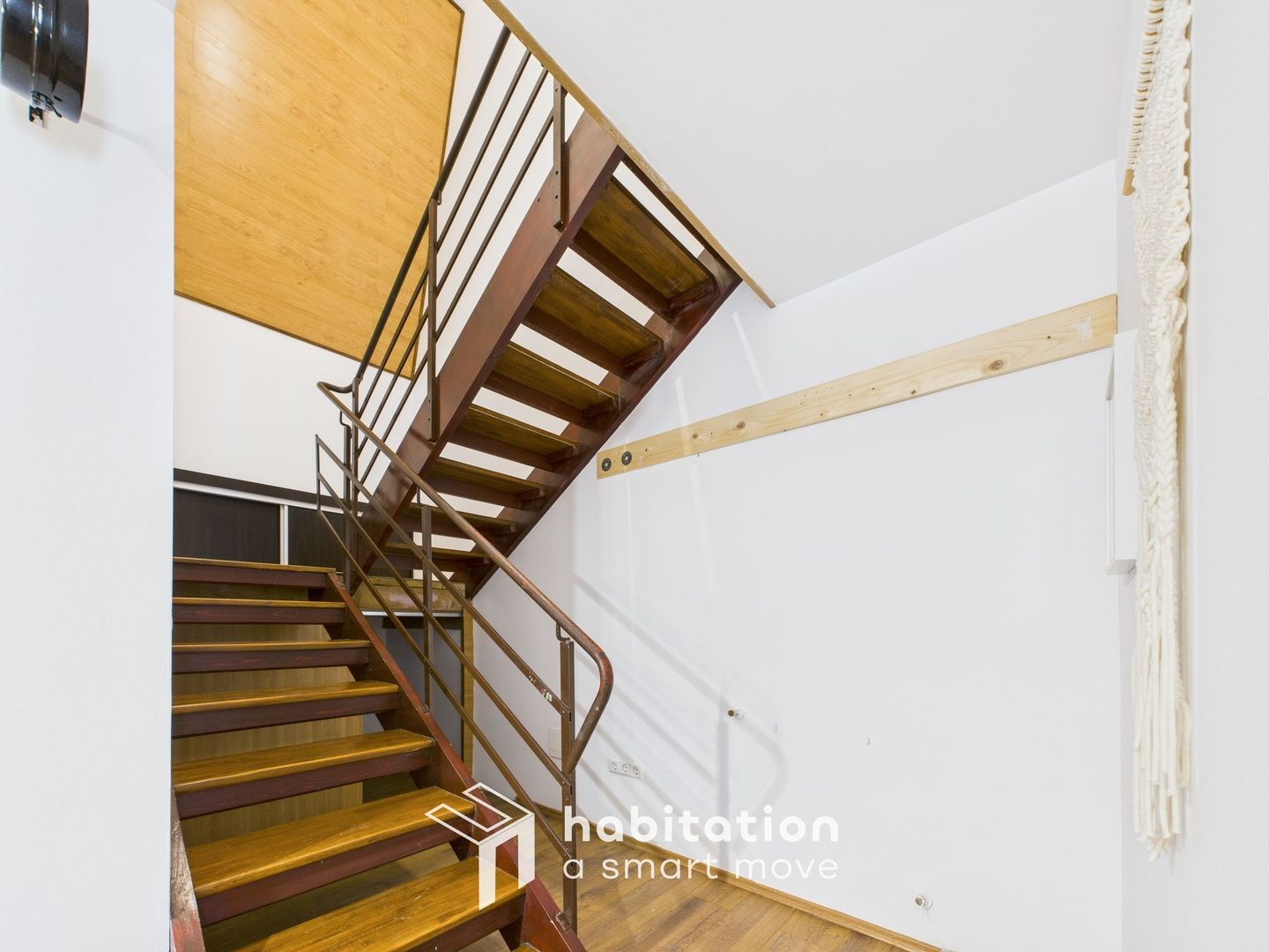 Casă premium Braytim cu apartament separat, teren 1.300 mp - Poză 20