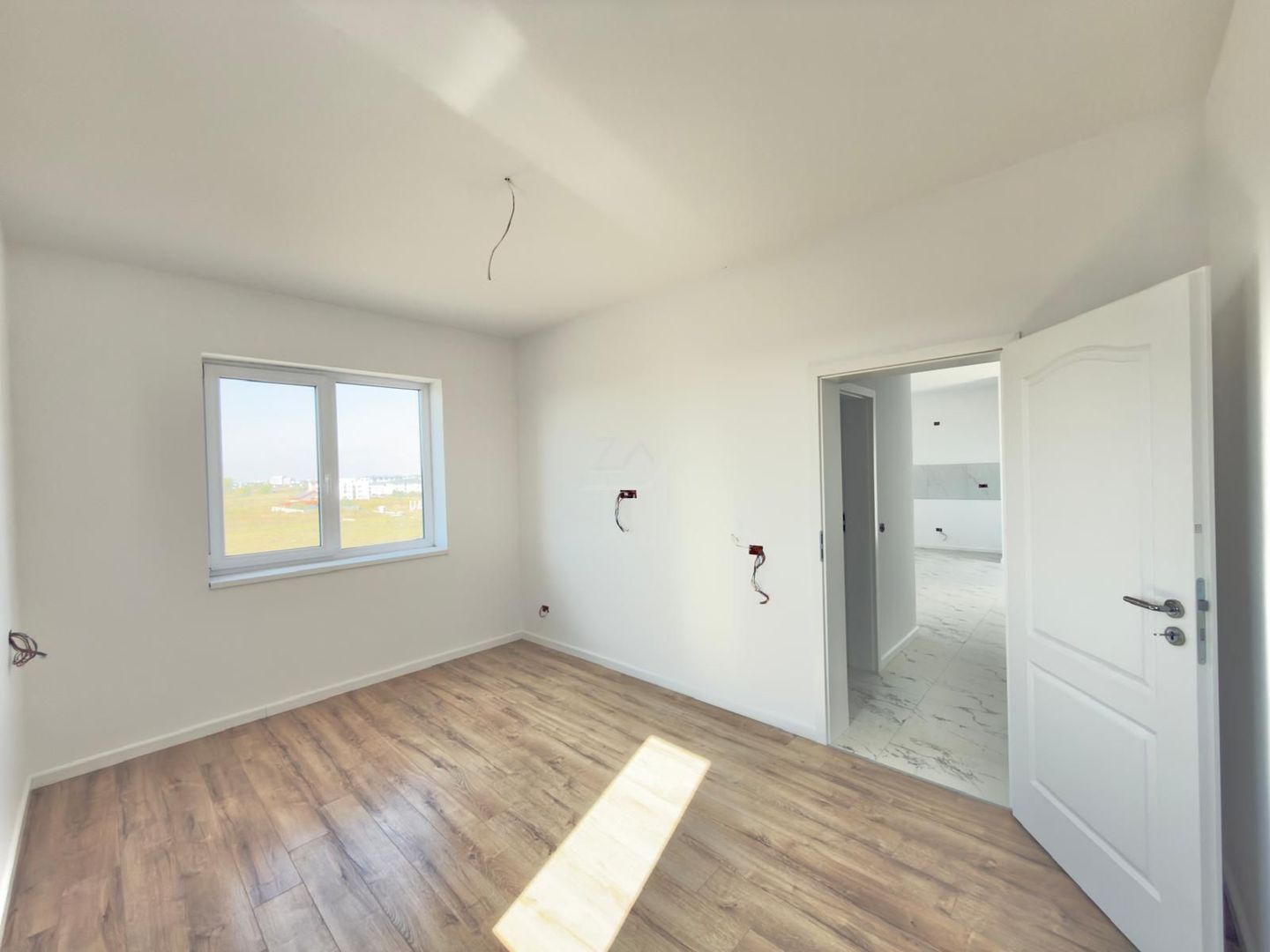 Proprietar vand apartament tip Penthouse. Bloc finalizat. Toate utilitatile. - Poză 7