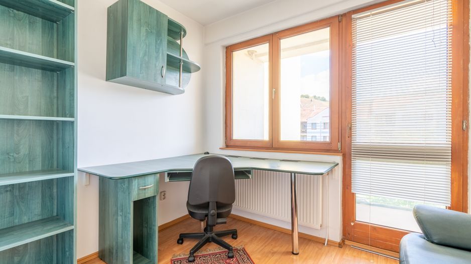 Apartament de vanzare cu 2 camere, Floresti - Poză 1