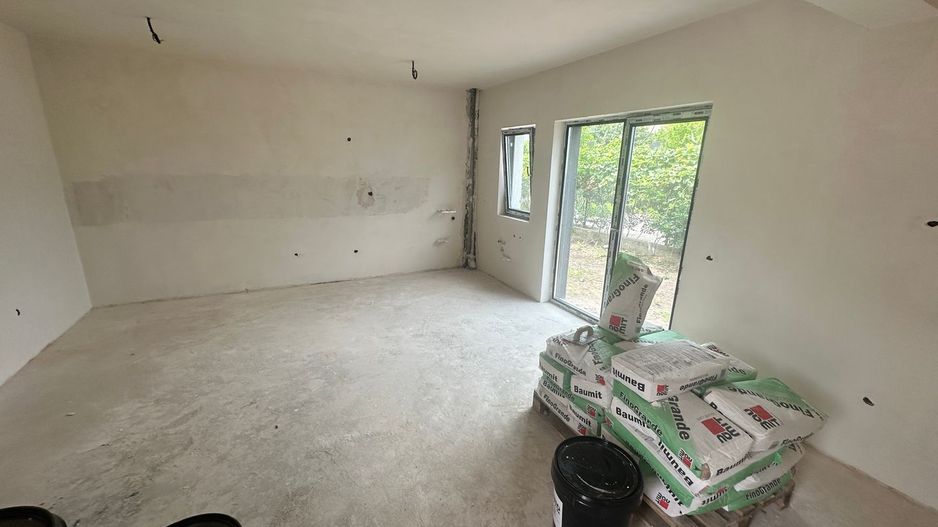 AP. 2 CAMERE -  CURTE 60 MP, INCALZIRE IN PARDOSEALA, COMISION 0% - Poză 4