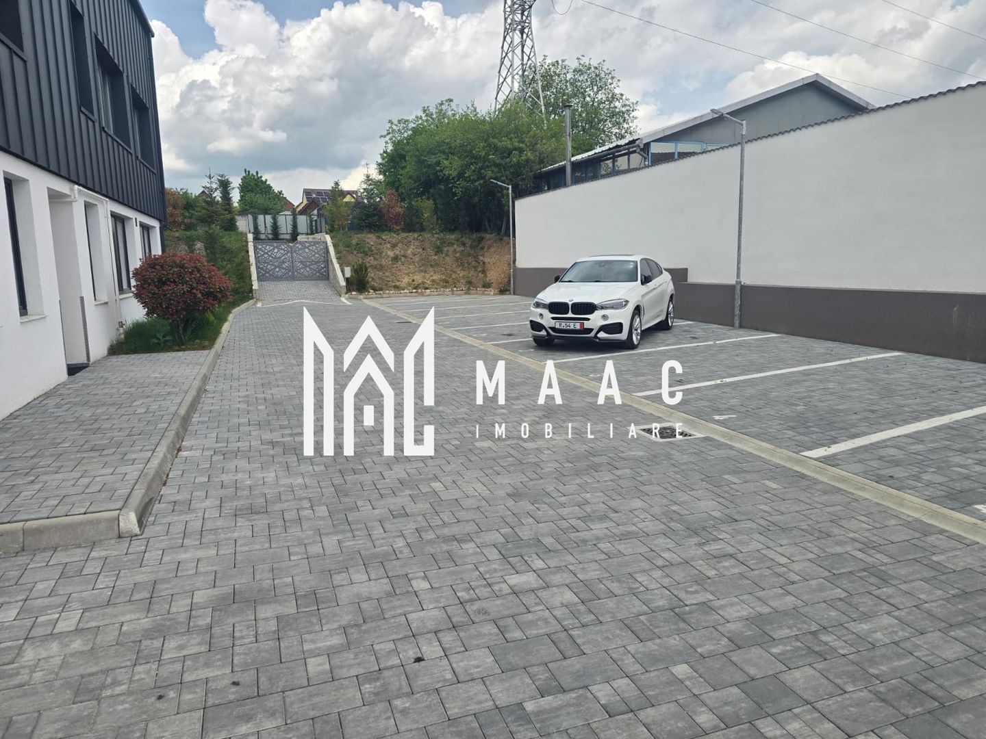 Apartament modern 3 camere gradina 2 locuri parcare Turnisor - Poză 9