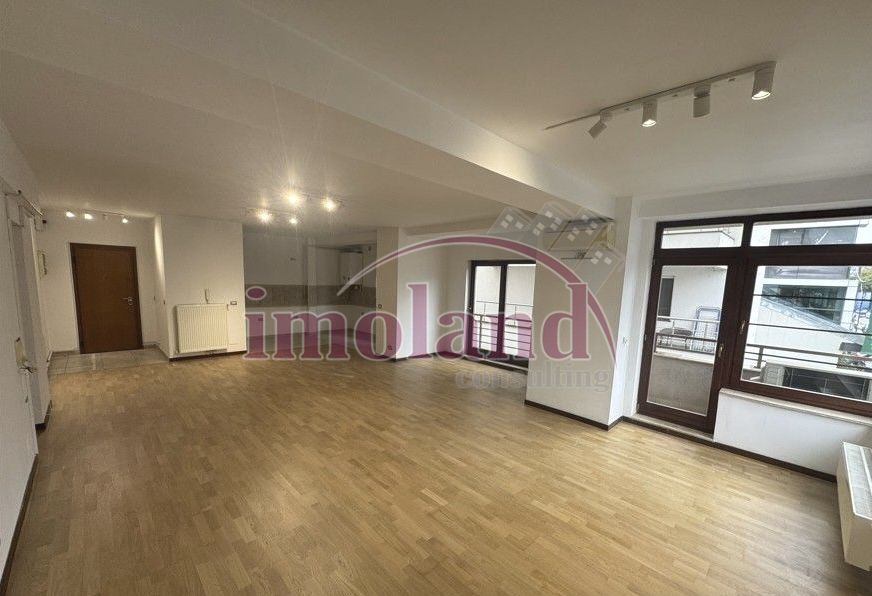 Inchiriere  - Etaj 1 - Imobil mixt - Piata Floreasca - Poză 1