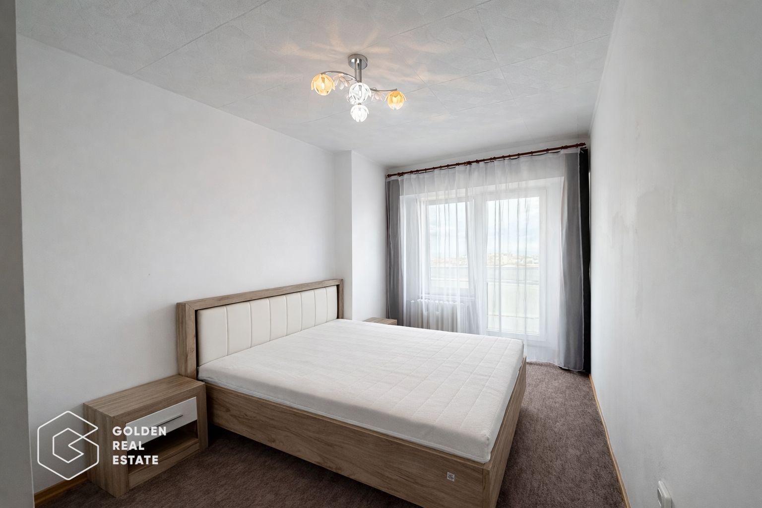 Apartament 3 camere tip Samanta, decomandat, zona Polivalenta - Poză 3