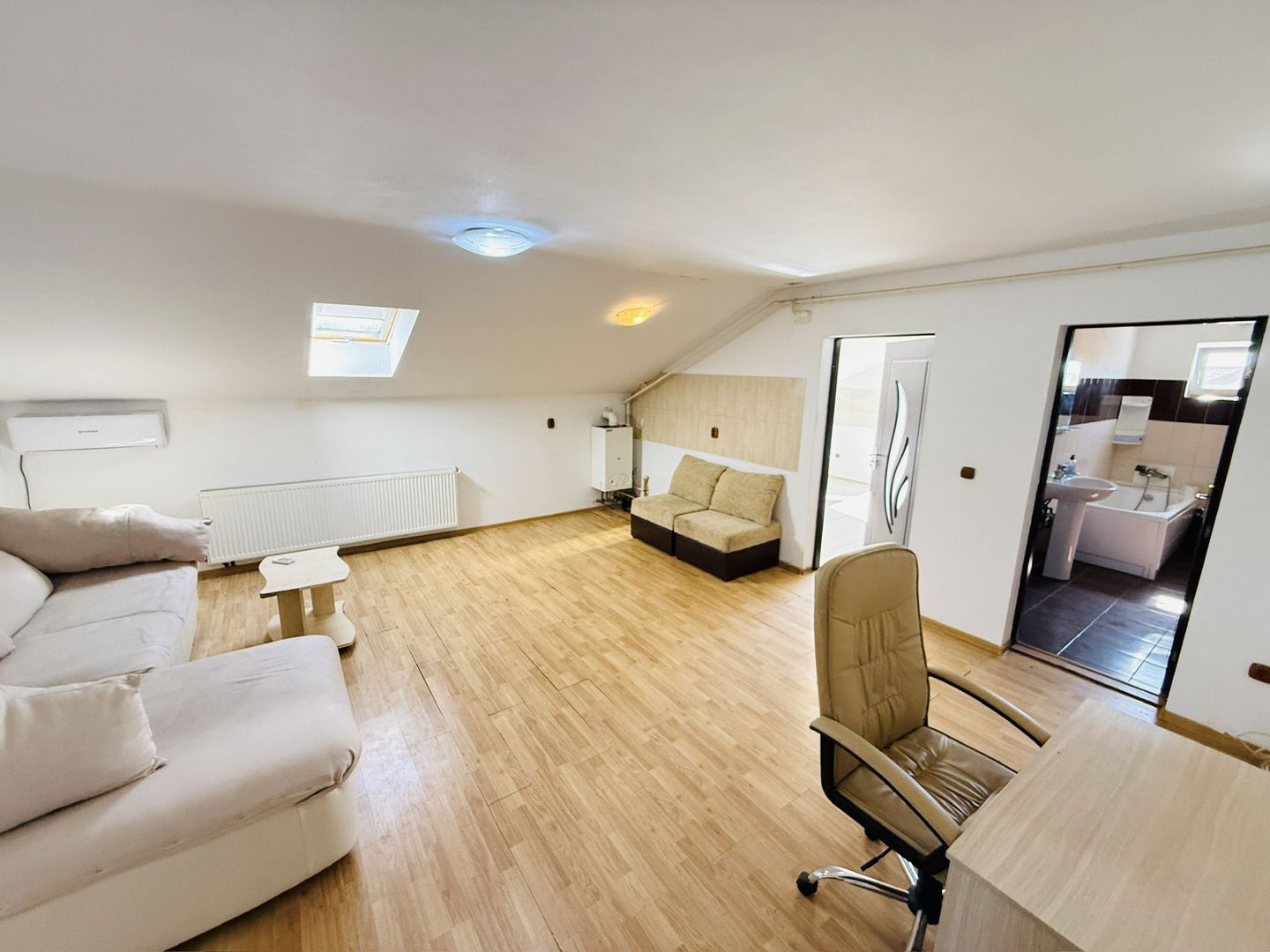 Chișoda | 3 camere | 78 mp utili | Etaj 2 | Centrală proprie - Poză 2