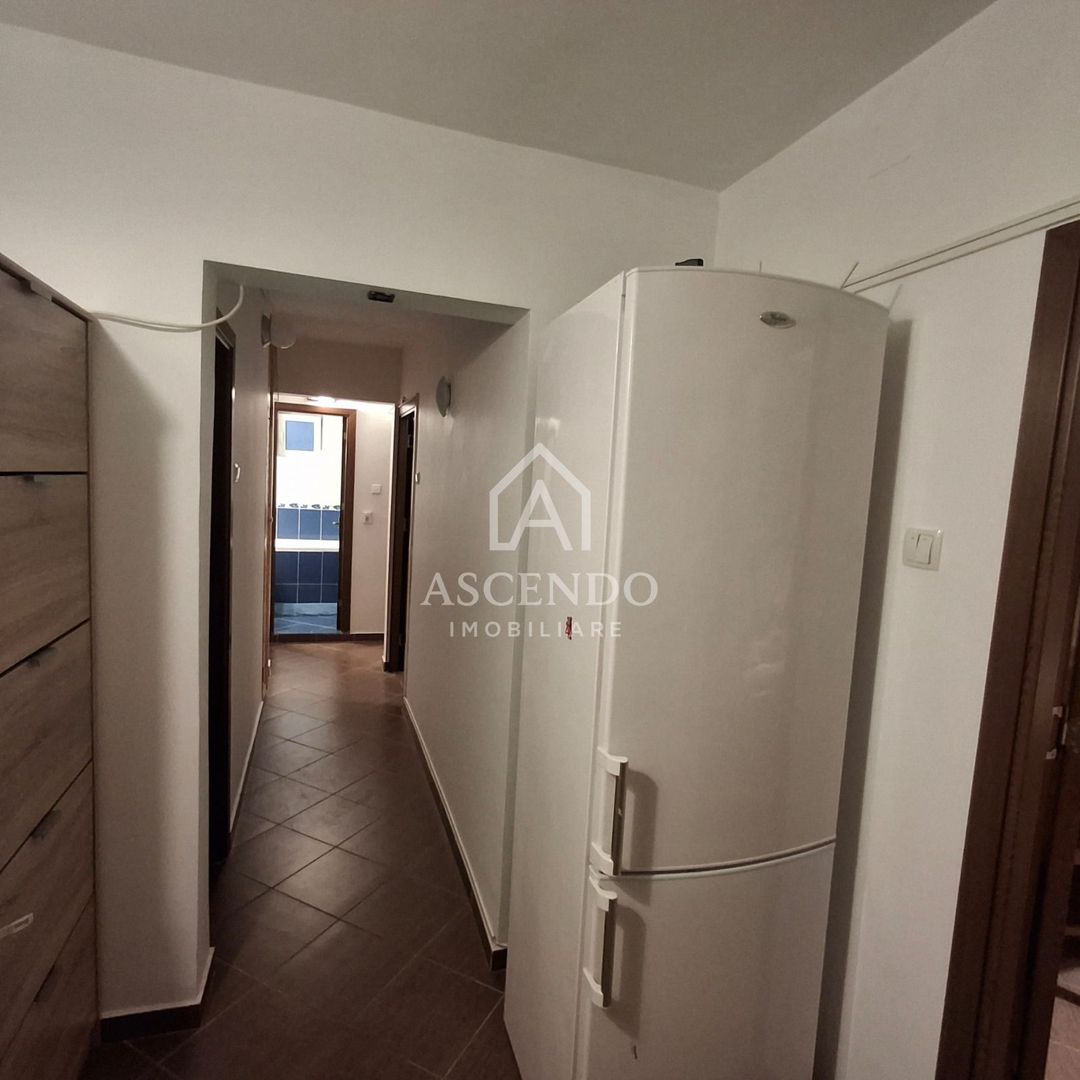 3 camere decomandat Militari Uverturii, etaj 1, loc parcare - Poză 12