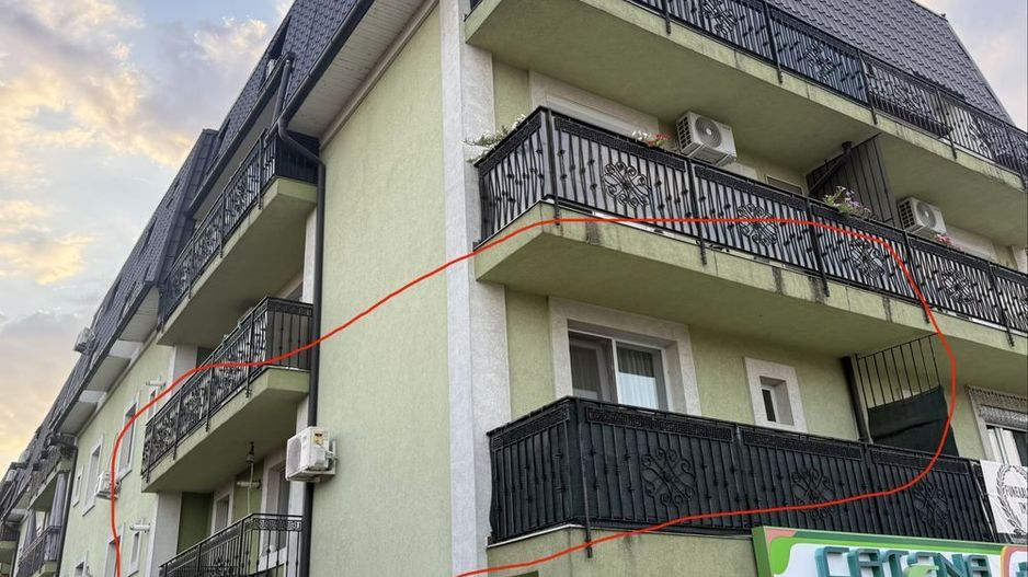 Apartament giroc central loc de parcare - Poză 8