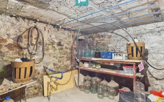 Două case, curte mare, lângă Castelul Corvinilor - Poză 37