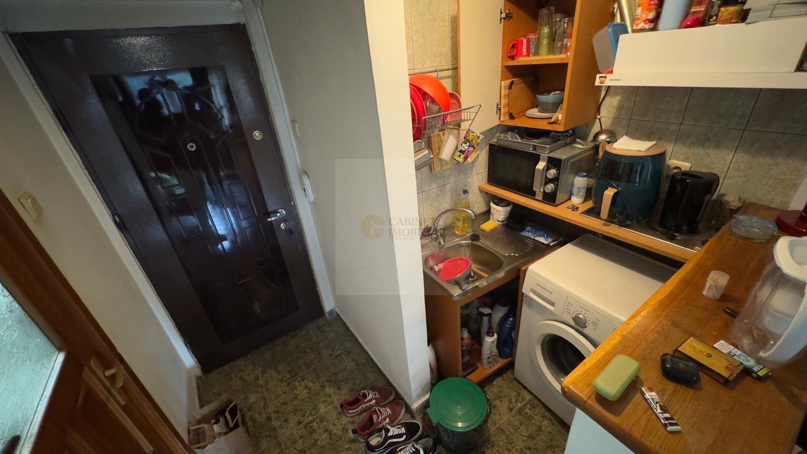 Bloc Dalles- Bd Nicolae Balcescu  | Garsoniera  AIRBNB | Etaj 2 - Poză 6
