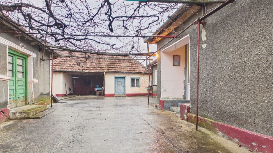 Casă și teren 5.000 mp în Poiana-Tășad, Bihor - Poză 7