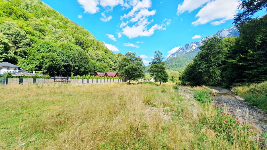 Superb!Zarnesti, Piatra Craiului, teren intravilan 1000mp, acces direct  la rau - Poză 1