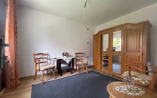 Oază de liniște aproape de Oradea | Casă renovată cu grădină și garaj - Poză 8