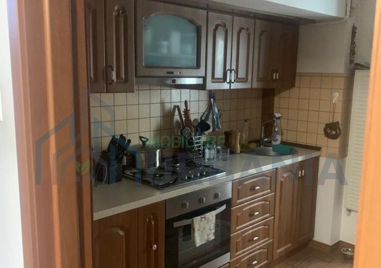 Inchiriez apartament 3 camere - Poză 8