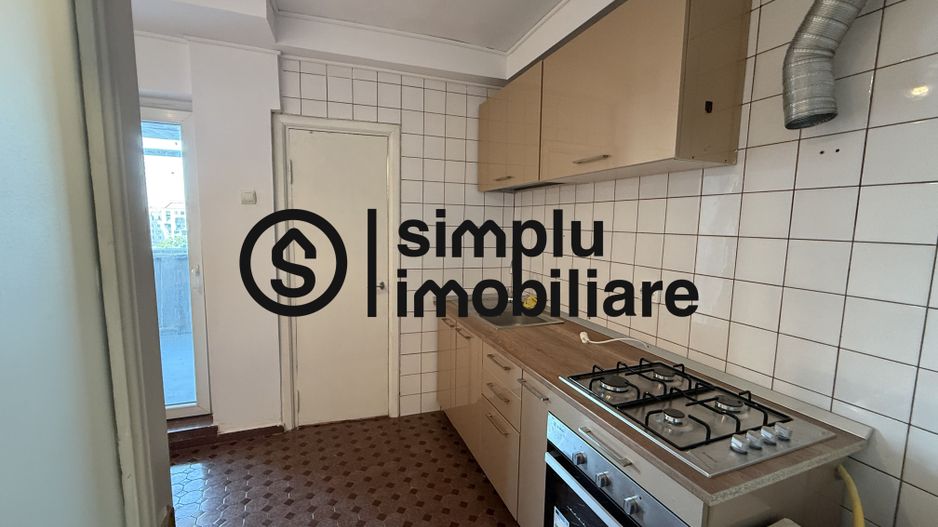 2 decomandate, Piata Centrala - 450 Euro - Poză 16