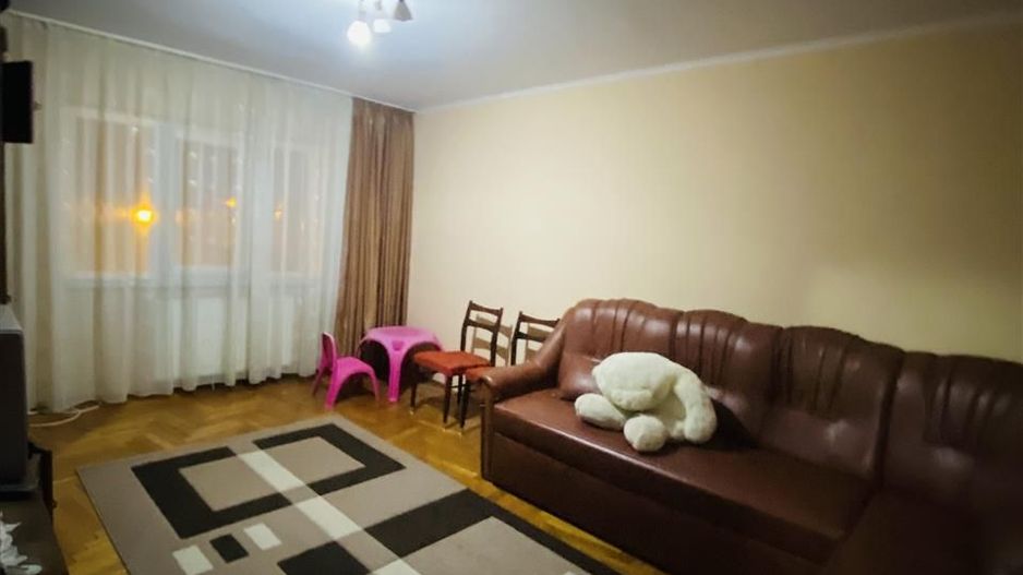 Apartament cu 3 camere 2 bai Iosia - Poză 1