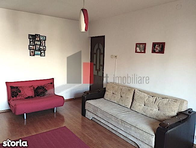 Apartament 3 camere decomandat Moinesti - Gorjului - Poză 1