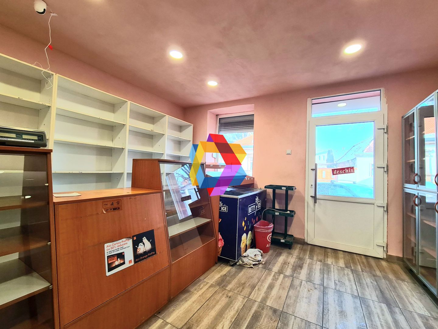 Spatiu comercial de închiriat Brasov - 40 mp # plus-imo.ro - Poză 3