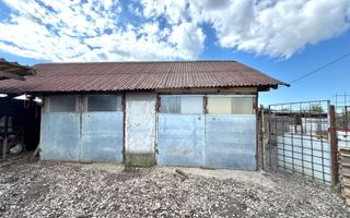 Casa spatioasa cu zona amenajata pentru ferma Cicarlau - Poză 22