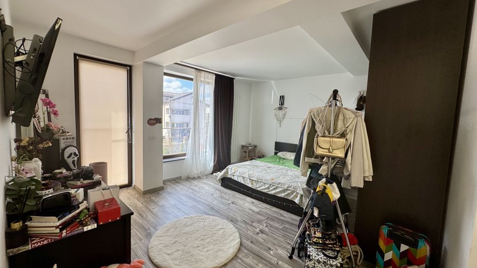 Berceni - VILĂ UNICAT, spațioasă, curte 1.000 mp, la 7 min metrou - Poză 30