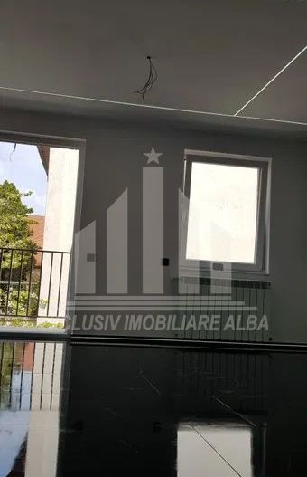 Apartament cu 2 camere de vanzare, Centru - Poză 3
