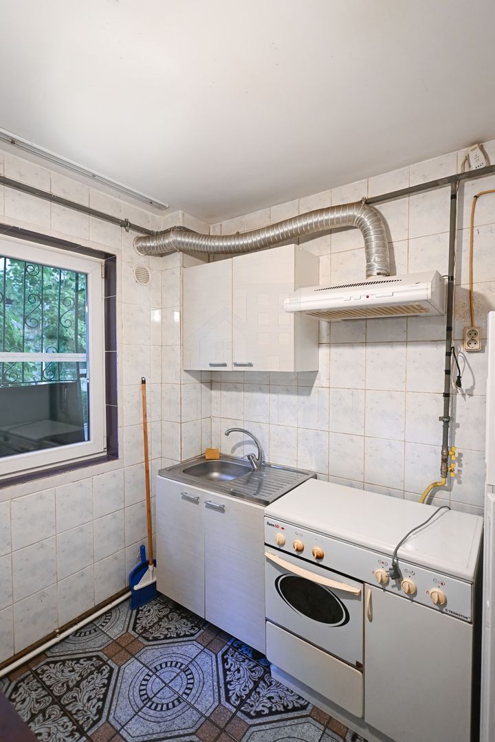 Apartament 2 camere-Rovine-parter-centrala proprie-54mp - Poză 6