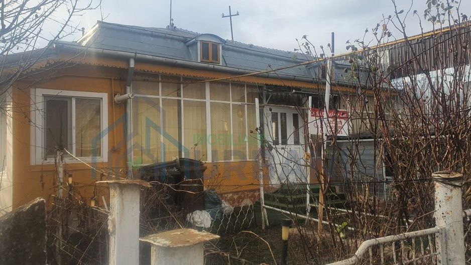 Vânzare casă tradițională, zona Copou, strada Șararie, Alexandru cel Bun - Poză 4