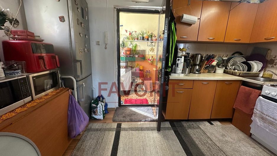 2 camere | etaj intermediar | boxa | zona excelenta | - Poză 7