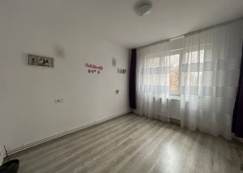APARTAMENT 4 CAMERE | PIATA GORJULUI - Poză 3