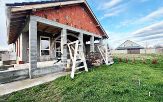 Casa de vanzare cu 3 camere in Girisu de Cris, Bihor - Poză 4