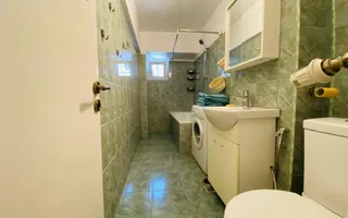 Apartament spațios cu 4 camere, vedere spectaculoasă către Palatul Parlamentului - Poză 19