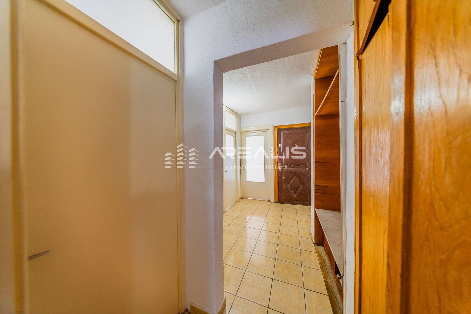 VÂNDUT!Apartament 2 camere -Zona Băncilor- REZERVAT - Poză 11