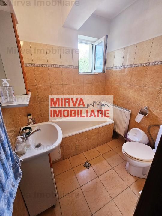 Vanzare vila 5 camere, mobilata si utilata, in Homoraciu - Poză 36