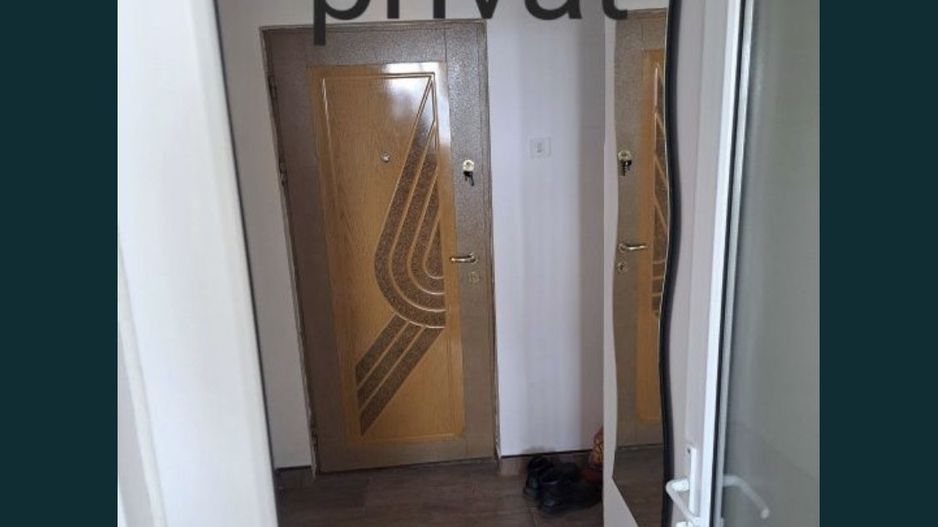 Vand apartament 2 camere - Poză 5